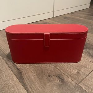 Dyson Presentation Case